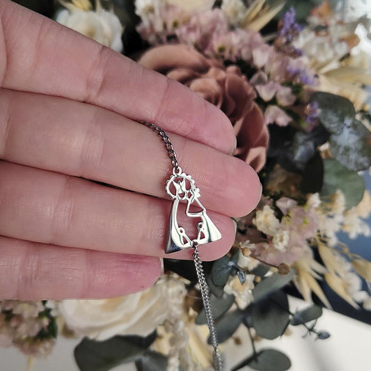 Mare de Déu (Virgen de los Desamparados)